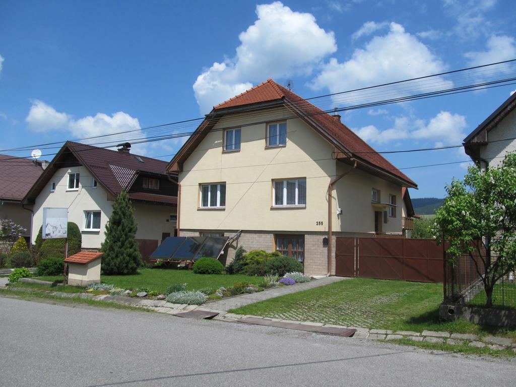 Privat Lubka Apartman Bölényfalu Kültér fotó