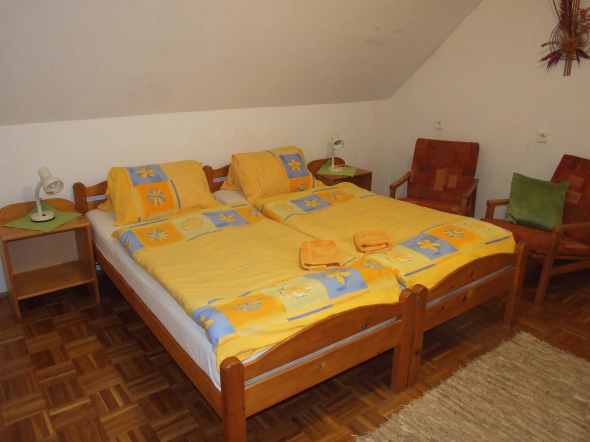 Privat Lubka Apartman Bölényfalu Kültér fotó