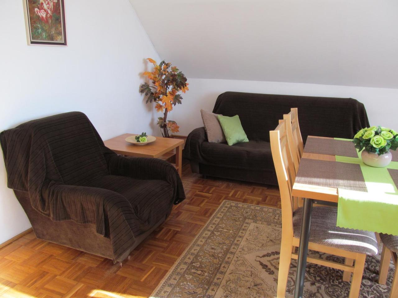 Privat Lubka Apartman Bölényfalu Kültér fotó